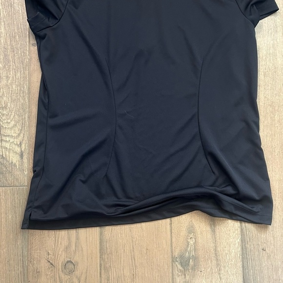 Nike Black Short Sleeve dri fit preformance - Picture 2 of 4